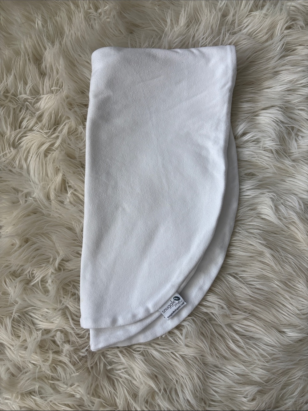 SnuggleMe White cover
